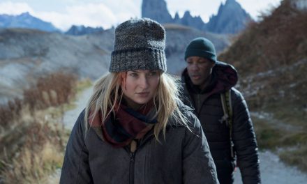 Sophie Turner y Corey Hawkins luchan por sus vidas en el tráiler de Survive